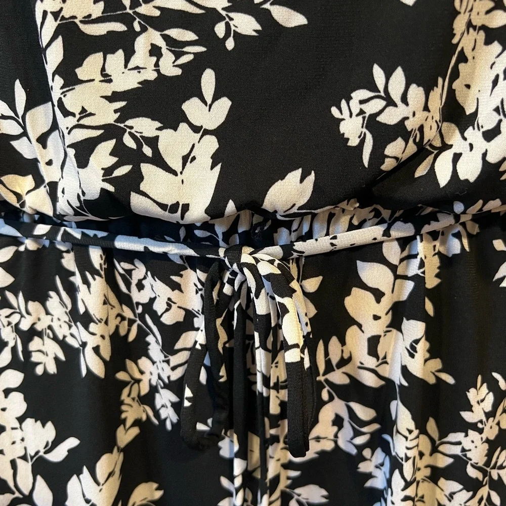 New London Times Floral Tie Waist Jumpsuit Size 10 - Picture 6 of 12